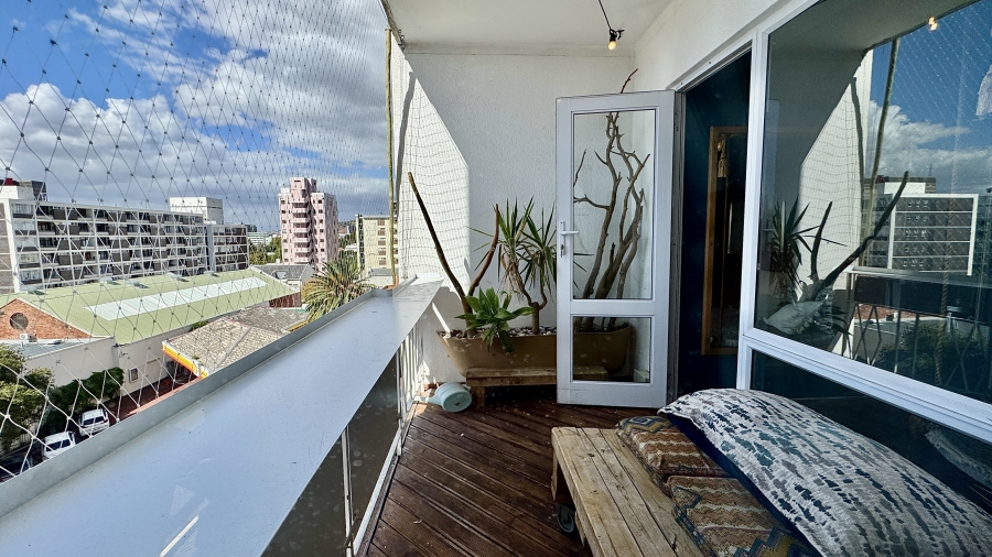 To Let 2 Bedroom Property for Rent in Gardens Western Cape